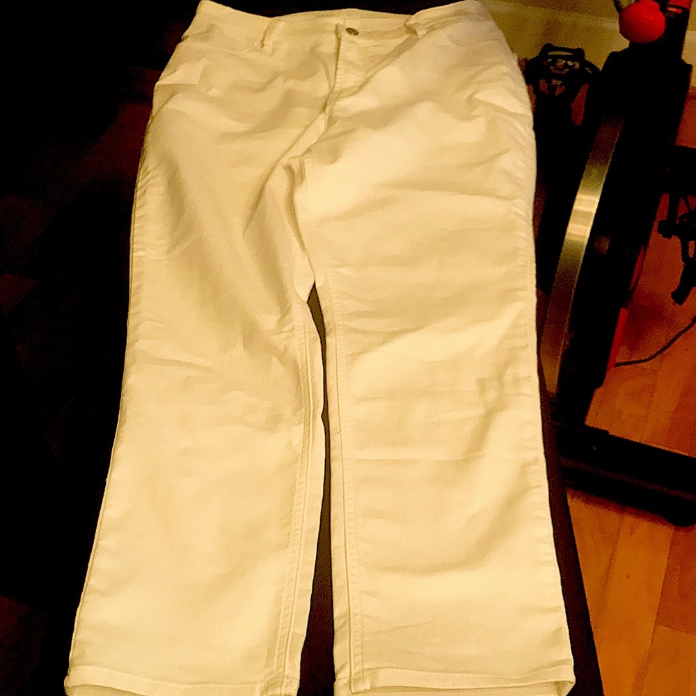 Brand New! Women’s Size 12 White high waist - super skinny jeans from old navy.
